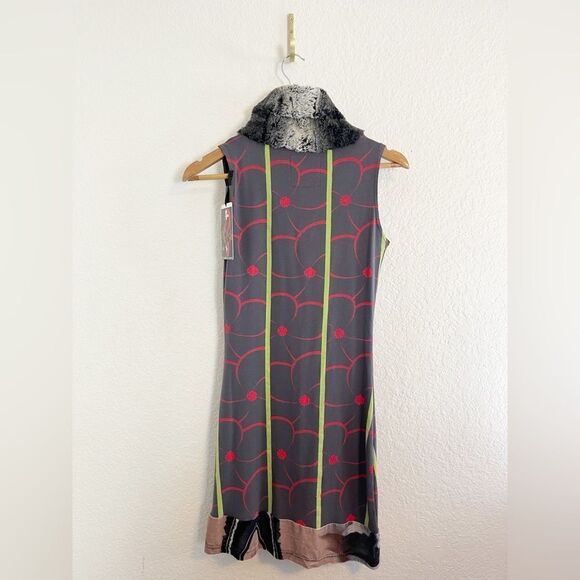 CUSTO BARCELONA Vintage Y2K Graphic Print MINI DRESS with faux fur NWT Sz 1 - Picture 3 of 10